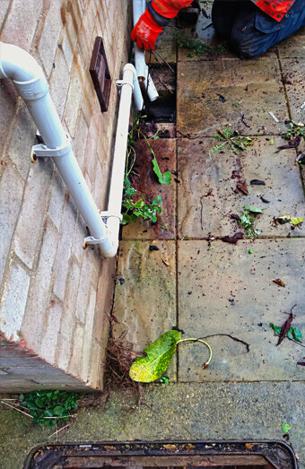 https://blockeddrainseastperth.com.au/uploads/2025/07/pipe-relining-27990.jpg